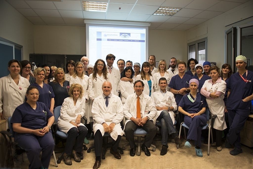 equipe medica e infermieristica del centro	oculistico San Paolo